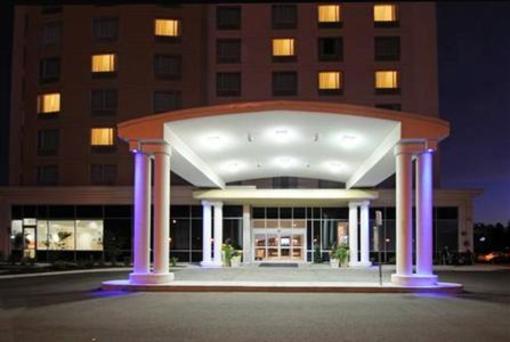 фото отеля Holiday Inn Express Toronto - Markham