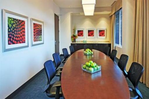 фото отеля Holiday Inn Express Toronto - Markham