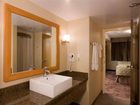 фото отеля Woodlands Inn & Suites