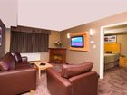 фото отеля Woodlands Inn & Suites