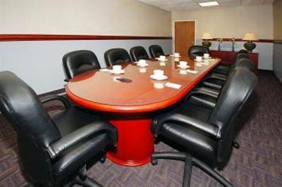 фото отеля BEST WESTERN Potomac Mills