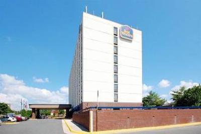 фото отеля BEST WESTERN Potomac Mills