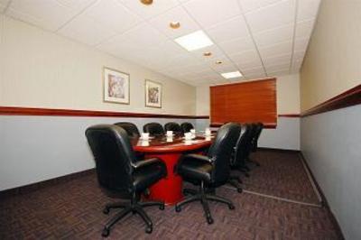 фото отеля BEST WESTERN Potomac Mills