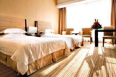 фото отеля Longzhou Hotel