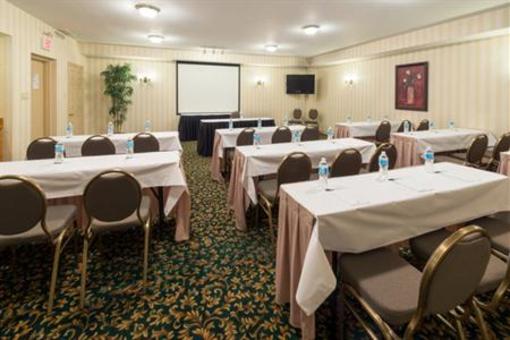 фото отеля Country Inn Oakville