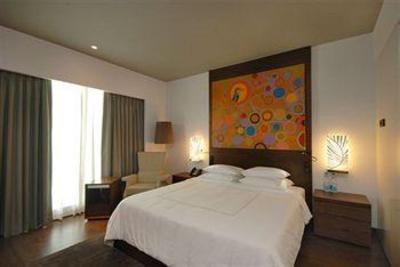 фото отеля Swissotel Kolkata