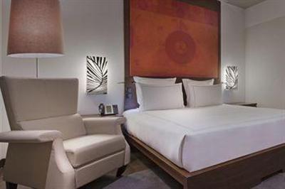 фото отеля Swissotel Kolkata