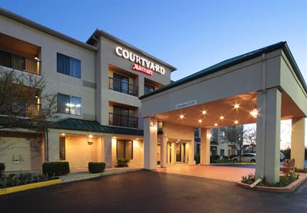 фото отеля Courtyard by Marriott Dayton North