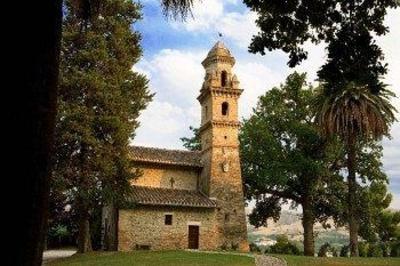 фото отеля Borgo Storico Seghetti Panichi Hotel Castel di Lama