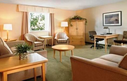 фото отеля Lethbridge Lodge Hotel and Conference Centre