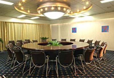 фото отеля Jiu Yuan Hotel