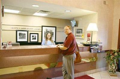 фото отеля Hampton Inn Elkhart