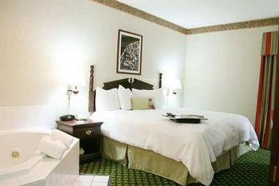 фото отеля Hampton Inn Elkhart