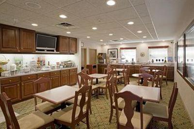 фото отеля Hampton Inn Elkhart