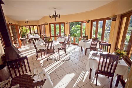 фото отеля Lone Creek River Lodge Sabie