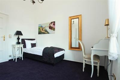 фото отеля Schlosshotel Kittendorf