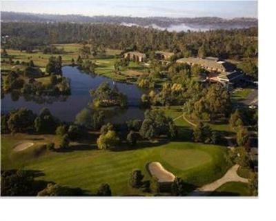 фото отеля Country Club Tasmania
