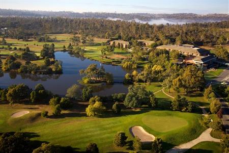 фото отеля Country Club Tasmania