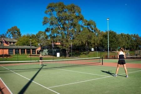 фото отеля Country Club Tasmania