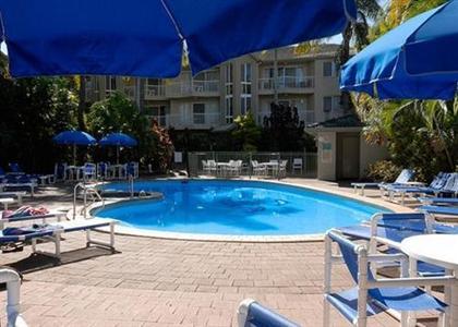 фото отеля Comfort Inn & Suites Mari Court