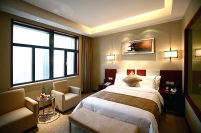 фото отеля Blue Horizon Hotel Jingkou Road Qingdao