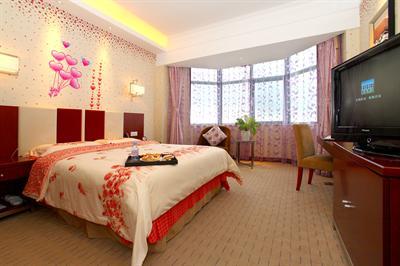 фото отеля Blue Horizon Hotel Jingkou Road Qingdao