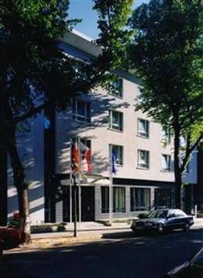 фото отеля Hotel Alt Tempelhof