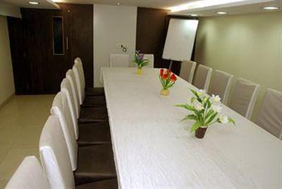 фото отеля Arma Residency Hotel Mumbai