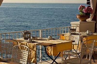 фото отеля Park Hotel Miramare Serrara Fontana