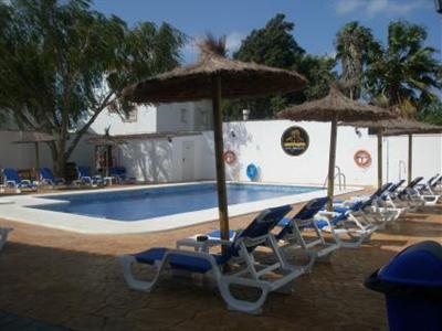 фото отеля Cortijo Los Gallos Hotel Chiclana de la Frontera