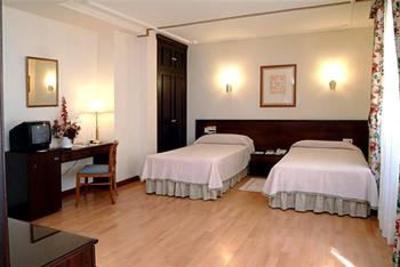 фото отеля Hotel Castilla Vieja