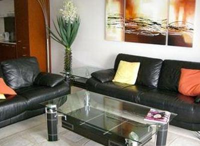 фото отеля Surfers Paradise Apartments Gold Coast