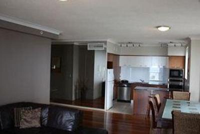 фото отеля Surfers Paradise Apartments Gold Coast