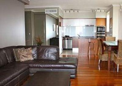 фото отеля Surfers Paradise Apartments Gold Coast