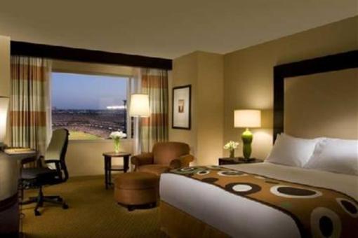 фото отеля Hilton Baltimore