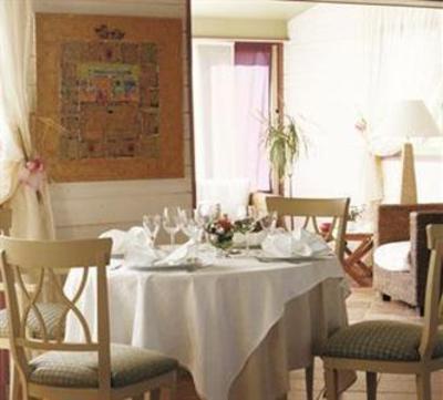 фото отеля Hotel Restaurant La Desirade Bangor (France)