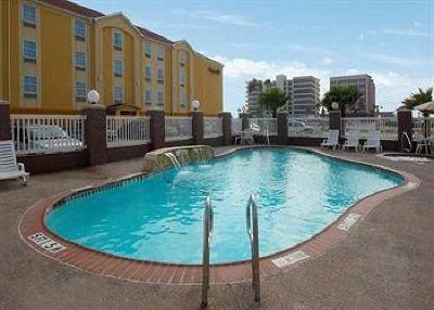фото отеля Comfort Suites North Padre Island