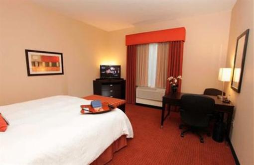 фото отеля Hampton Inn & Suites Phoenix Chandler Fashion Center
