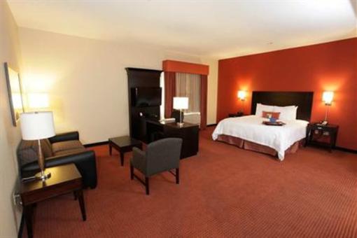 фото отеля Hampton Inn & Suites Phoenix Chandler Fashion Center