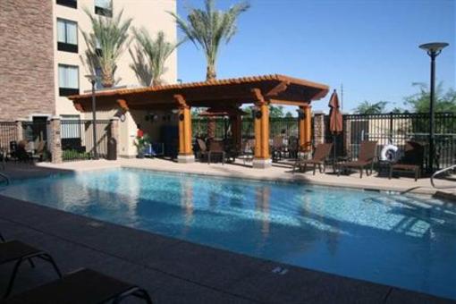фото отеля Hampton Inn & Suites Phoenix Chandler Fashion Center