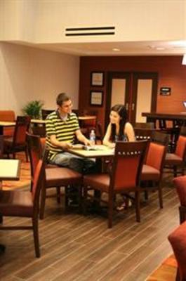 фото отеля Hampton Inn & Suites Phoenix Chandler Fashion Center