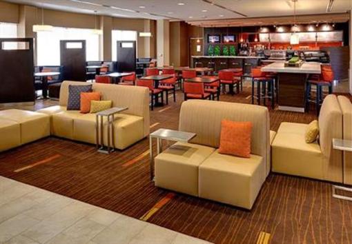 фото отеля Courtyard Buffalo Airport