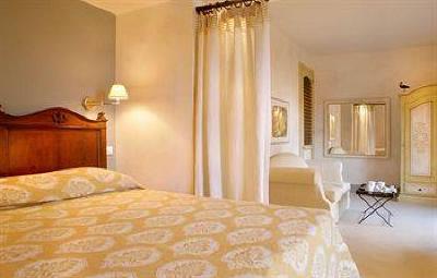 фото отеля Le Convivial Luxury Suites and Spa
