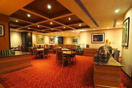 фото отеля Golden Tulip Al Barsha