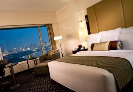фото отеля Lakeside Chalet Apartments Mumbai