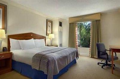 фото отеля Hilton Naples