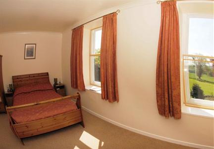 фото отеля Cuffern Manor Bed and Breakfast Haverfordwest