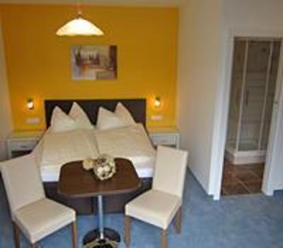 фото отеля Hotel Seerose Garni