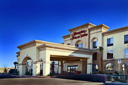 фото отеля Hampton Inn & Suites Lancaster