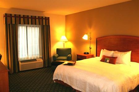 фото отеля Hampton Inn & Suites Lancaster